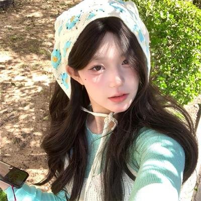 吃鸟食的男孩